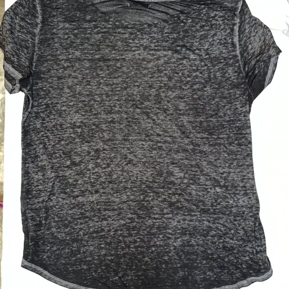 Maurices Bon Jovi “You Give Love a Bad Name” Graphic Tee Women’s XL - A134 - Picture 2 of 4